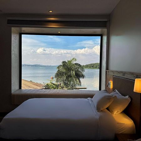 Divine Resort & Spa Кампала Екстериор снимка