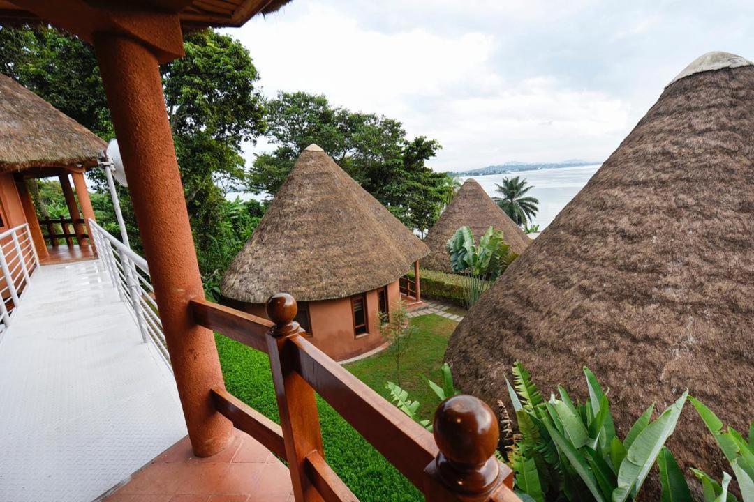 Divine Resort & Spa Кампала Екстериор снимка