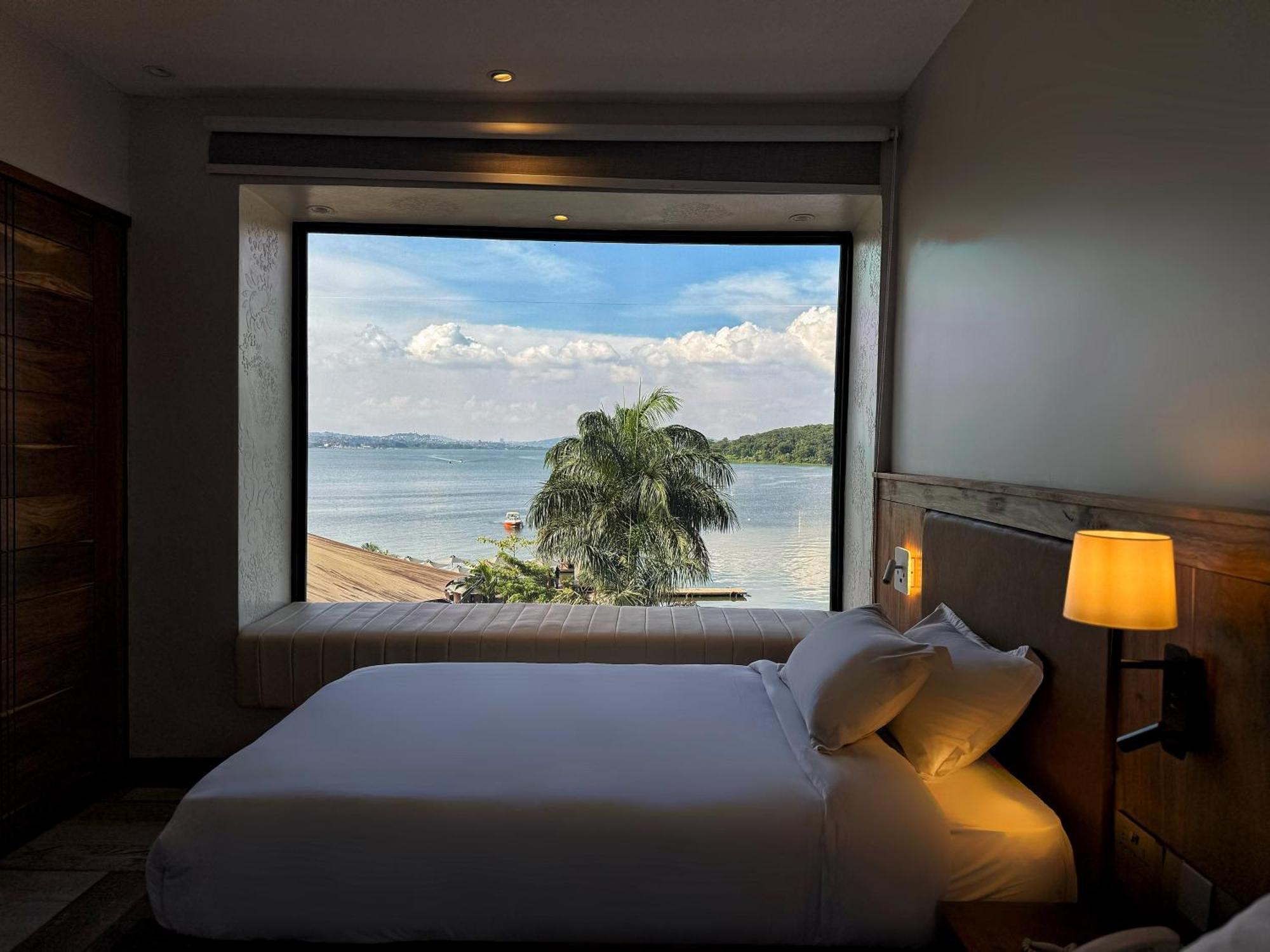 Divine Resort & Spa Кампала Екстериор снимка